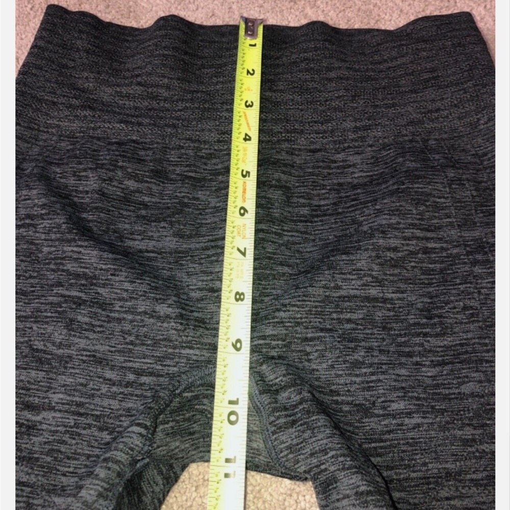 Athleta Active Compression Running Tight Leggings… - image 4